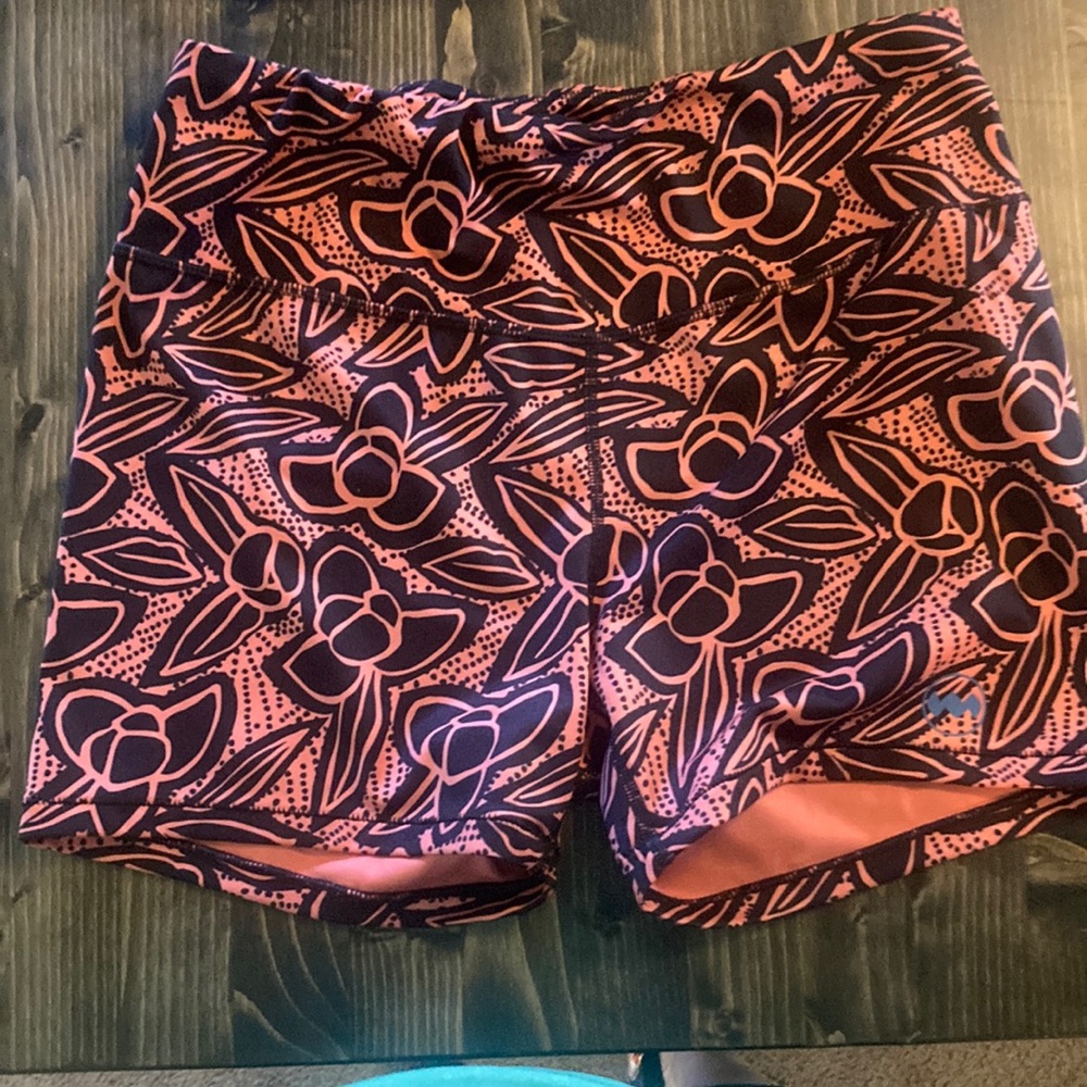 Janji running shorts